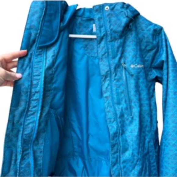 Women's Columbia Softshell Jacket Omni-Tech Hooded Blue Jacket SMALL. - Picture 7 of 13
